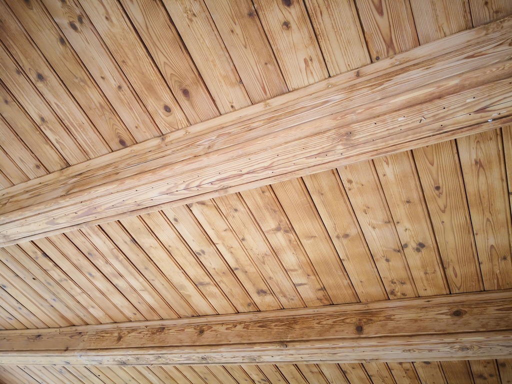 Holztramdecke